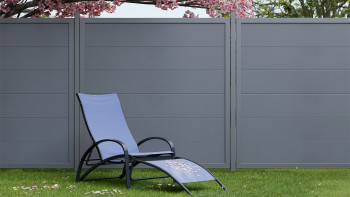 planeo Gardence Simply Guard - recinzione da giardino in PVC grigio antracite con telaio in alluminio antracite 180 x 180 cm