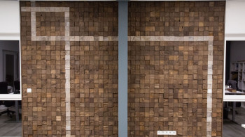 Skaben WoodWall - Cubo in legno di teak Sulawesi