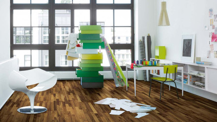 Pavimentazione in legno Parador Engineered - Basic 11-5 Rustic Walnut American 3-plank