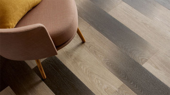 Vinile adesivo Forbo Allura Wood 55 - Legno chiaro sfumato (63534DR5)